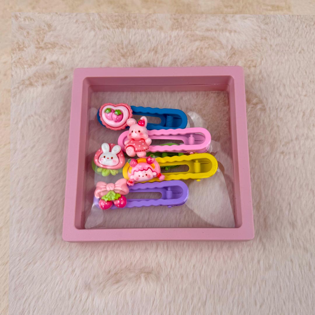 Colored Cartoon Hair Clips Box